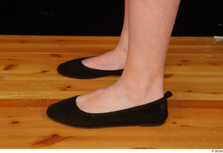 Sarah black shoes foot 0003.jpg